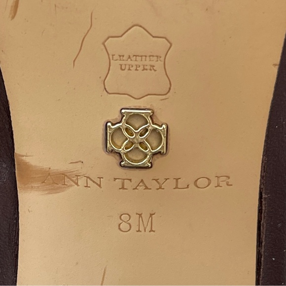 Chocolate brown Leather dress boots. Ann Taylor. Size 8 - Picture 3 of 4